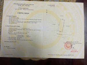 chủ cần tiền bán gấp nhà mặt đường vũ chí thắng