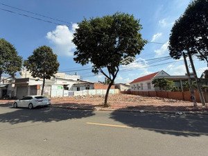 cần bán lô đất mặt tiền đường phạm thị tân phường phú lợi, gần dê ninh bình