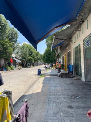 cần tiền kinh doanh bán căn nhà trọ khu mỹ phước 3 thu nhập ổn định 8,5tr/tháng