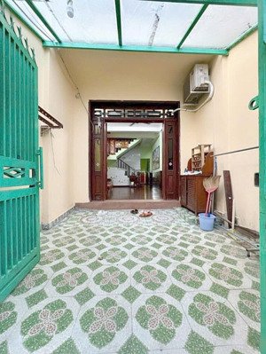 cho thuê nhà 1 lầu giá 10 triệu/ tháng phường cát lái, tp thủ đức