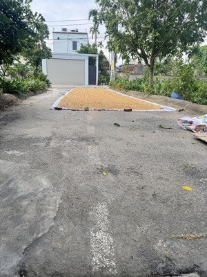 lãi ngay 100tr khi xuống tiền. chỉ hơn 2 tỷ anh chị có ngay lô đất 62m2 gần đại lộ thăng long