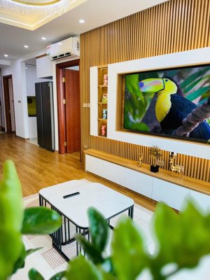 chính chủ cho thuê căn 2pn - đồ từ cơ bản đến full đồ tại chung cư goldmark city giá chỉ 10tr/th