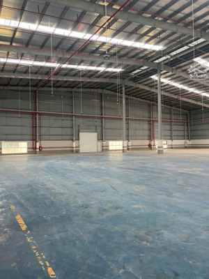 cho thuê xưởng sản xuất 5200m² trong kcn bến lức, long an, giá cực tốt