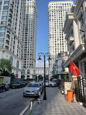 cho thuê lô góc shophouse tại sunshine riverside, phú thượng, tây hồ, hà nội, 350m2,giá thỏa thuận