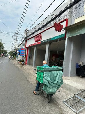 cho thuê mbkd 50m2 đối diện vạn phúc city