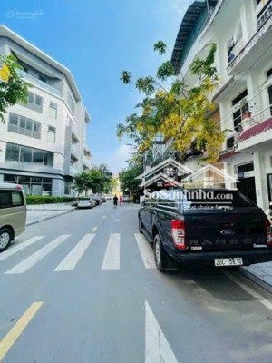 bán liền kề shophouse định công 100.7m2 33.5 tỷ