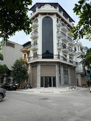 cho thuê 3 tầng tòa nhà căn góc đường tam trinh, nhà mới xây đầy đủ phòng cháy