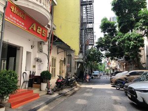 bán đất liên trì 91 m2 phố vip vị trí độc tôn cả năm mới có 1 nhà bán đầu tư khách sạn/homestay