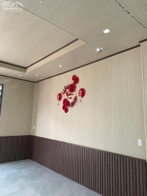 Bán căn nhà mới đường Tôn Thất Tùng - P8 - Đà Lạt.