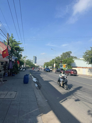 đất dĩ an giáp bên thủ đức, gần siêu thị go dĩ an