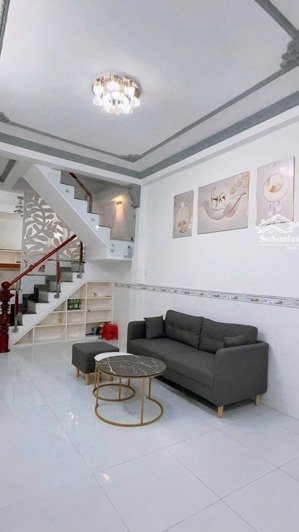 cho thuê nhà đẹp 2pn có nội thất hẻm xe hơi cụt an ninh, phường 12, quận gò vấp, lh: 
