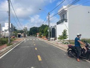 tôi muốn bán đất 120m2 - đường bùi thanh khiết - liên hệ 