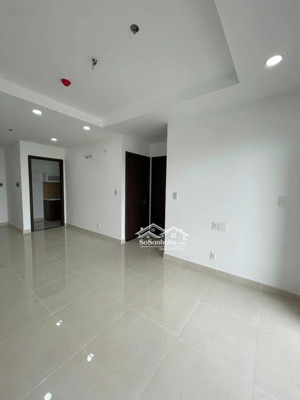 cho thuê phú đông premier nhà trống có rèm giá 7.5tr/tháng, ở được liền