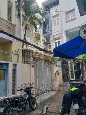 bán nhà siêu đẹp hẻm 185/..phan đình phùng,phú nhuận dt: 4.8x18m cn: 79.5m² -3 tầng -giá 13 tỷ tl