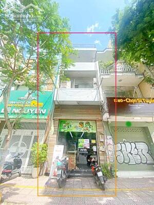 Cho thuê nhà mặt tiền Hoàng Diệu, Phường 12, Quận 4. Trệt, lửng, 2 lầu, DT 4x20 chỉ 38tr