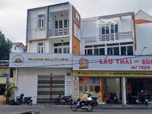 cho thuê nhà mặt phố dt 100m2 trung tâm vũng tàu