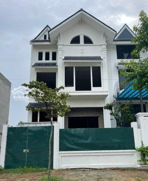 e chính chủ cần bán nhà xây thô tại khu đô thị mới hoài nam