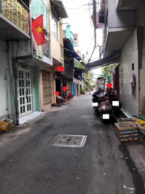 Hơn 2 tỷ có nhà SHR 3 tầng Lý Thường Kiệt, nở hậu, hẻm 3m thông