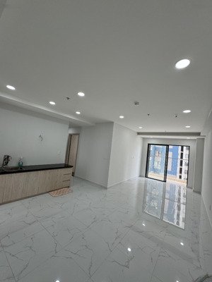 cho thuê charm city 3pn3wc 95m2 nhà mới 100% chưa qua sử dụng chỉ 7tr ngay vincom dĩ an