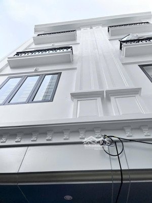 bán nhà 4 tầng cực đẹp phố hồ sen, ngang 7m giá chỉ 4,2 tỷ. gpxd cấp chính. lh 
