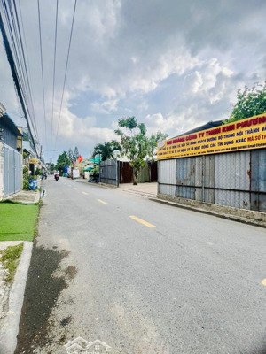 cần bán nhanh lô đất xây biệt thự giá rẻ tại tp dĩ an bình dương