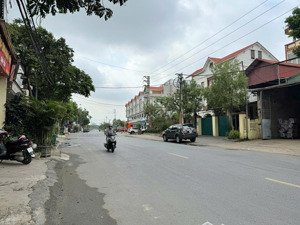 duy nhất nhỉnh 2 tỷ sở hữu đất thưởng lệ full thổ cư đường ô tô