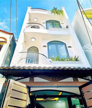 chính chủ bán gấp nhà riêng đường bạch đằng -p.2-quận tân bình.đang cho thuê 26tr.giá 3tỷ780/83,5m2