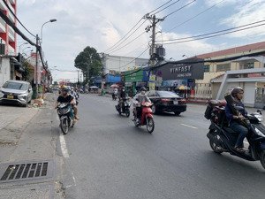 bán nhà mặt tiền tân lập 1 -phường hiệp phú tp thủ đức-phiên bản giới hạn
