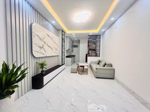 bán nhà phố trần quốc vượng 30m2 7.3 tỷ (thương lượng thêm) 2 mặt thoáng ngõ thông gần ôtô