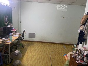 cho thuê phòng, cần tìm thêm 1 bạn nữ ở ghép, đã có 2 bạn. nhà nguyên căn, nhiều phòng, có wc