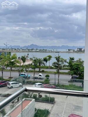 Do chuyển định cư, cần bán căn hộ 3Pn 96m2 View Biển Đông Nam trung tâm du lịch Bãi Cháy, Hạ Long.