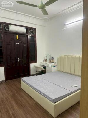 NHÀ MẶT PHỐ HỒNG TIẾN 80M, 4T, MT4M, 2 THOÁNG, NGẬP TRÀN TIỆN ÍCH 5*, DÒNG TIỀN TỐT.