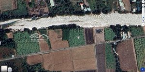 mặt tiền sông lớn, nước trong xanh, cảnh quan rất đẹp, đường ô tô gần đường liên cảng giá tốt!