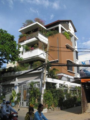 sản phẩm tốt để đầu tư, biệt thự ngay lã xuân oai q9, dt 14x24m cn 320m2 giá chỉ 15,5 tỷ