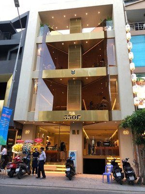 mặt tiền lê văn sỹ, q. phú nhuận - dt 8x22m, cn 165m2 - 4 tầng - hđt 90 triệu - giá 39 tỷ