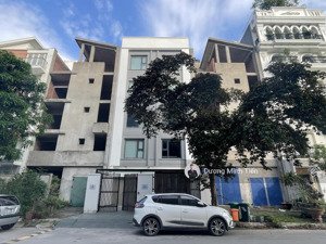 biệt thự thô 5 tầng lô 18 lê hồng phong - 150m2 - tây tứ trạch
