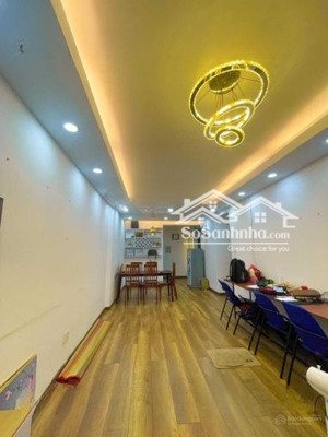 bán gấp căn hộ 2pn ở chung cư thuỷ lợi 4 nguyễn xí bình thạnh. lh vân xem