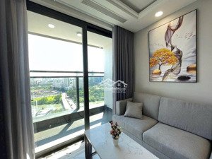 cho thuê gấp căn góc 2pn-2wc full nội thất 15tr nhà đẹp đang trống