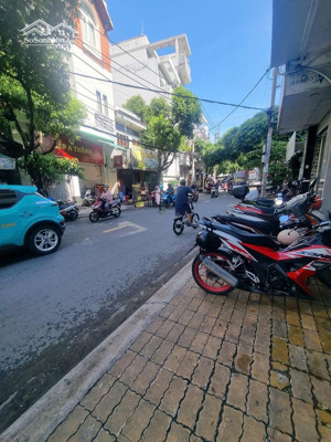 cho thuê nhà mt nguyễn bỉnh khiêm p1 gò vấp - nhà 1 trệt 1 lửng 2 lầu, 5pn 3vs