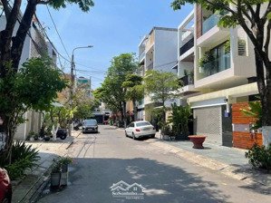 chính chủ cần gửi bán nhà 3tầng mt bình minh 3 , - vị trí cực đep nằm ngay vị trí trung tâm