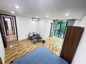 cho thuê phòng trọ nghĩa tân cầu giấy khép kin điều hòa máy giặt nóng lạnh riêng từng phòng thoáng.