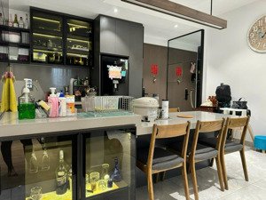 bán căn hộ the peak m8 -2pn + 2wc