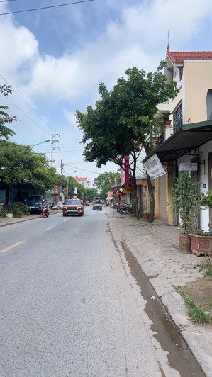 đất lô góc - cát quế- mặt đương 422- kd sầm uất 55m - ô tô ngủ nhà- vỉa hè 2m - giá chỉ 13x tr/m2