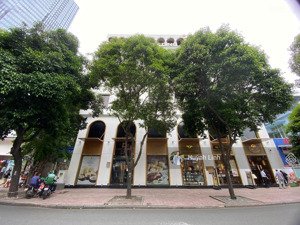 cho thuê nhà mặt tiền đường lê lợi phường bến nghé quận 1 - cách takashimaya 1 phút đi bộ