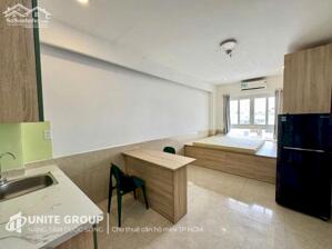 Căn hộ cửa sổ full nội thất ở Nguyễn Gia Trí giáp Q1 ở Bình Thạnh