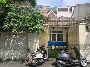 ngang 12m x 20m, cho thuê biệt thự đường võ thị sáu quận 3 giá dưới 70 triệu tốt nhất hiện tại