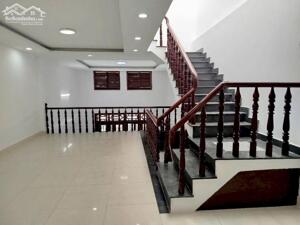 Nhà mặt tiền Nguyễn Đức Thuận. Bình dương. Ngay KDC hiệp phát