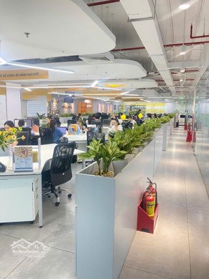 bán sàn thương mại văn phòng 275 nguyễn trãi, gold tower. tòa nhà cao cấp. vị trí đỉnh cạnh royal