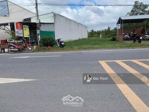 đất chính chủ bán giá tốt ở lạc long quân, bình khánh, thành phố long xuyên, an giang sổ sẵn 580tr
