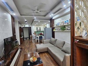 tôi chính chủ cần bán căn hộ 100m2 tại tòa e dự án mulberry lane 3 ngủ 2wc 